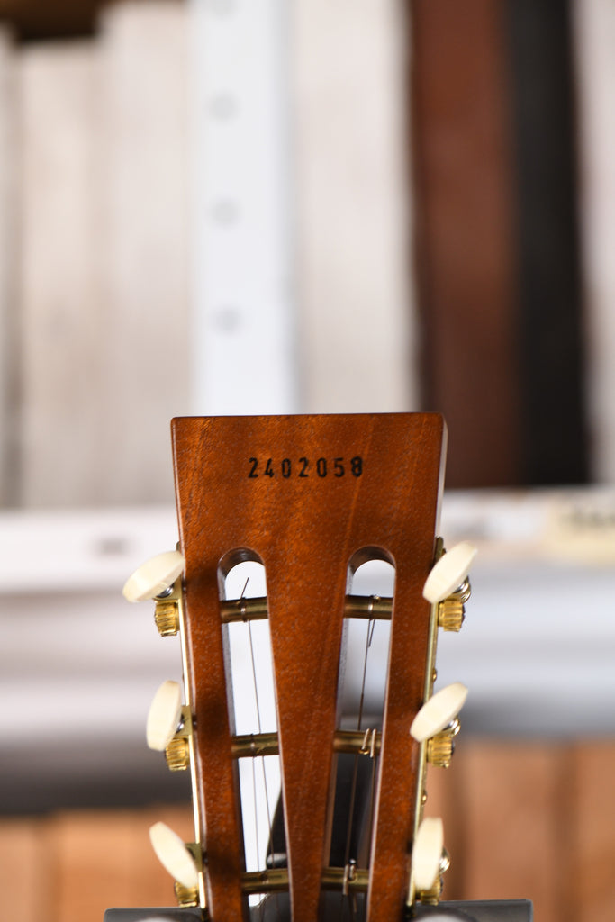 mahogany headstock serial number